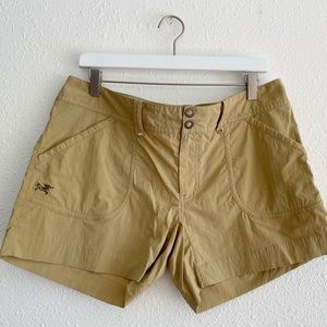 Arc’Teryx Parapet Short Women’s Size 12